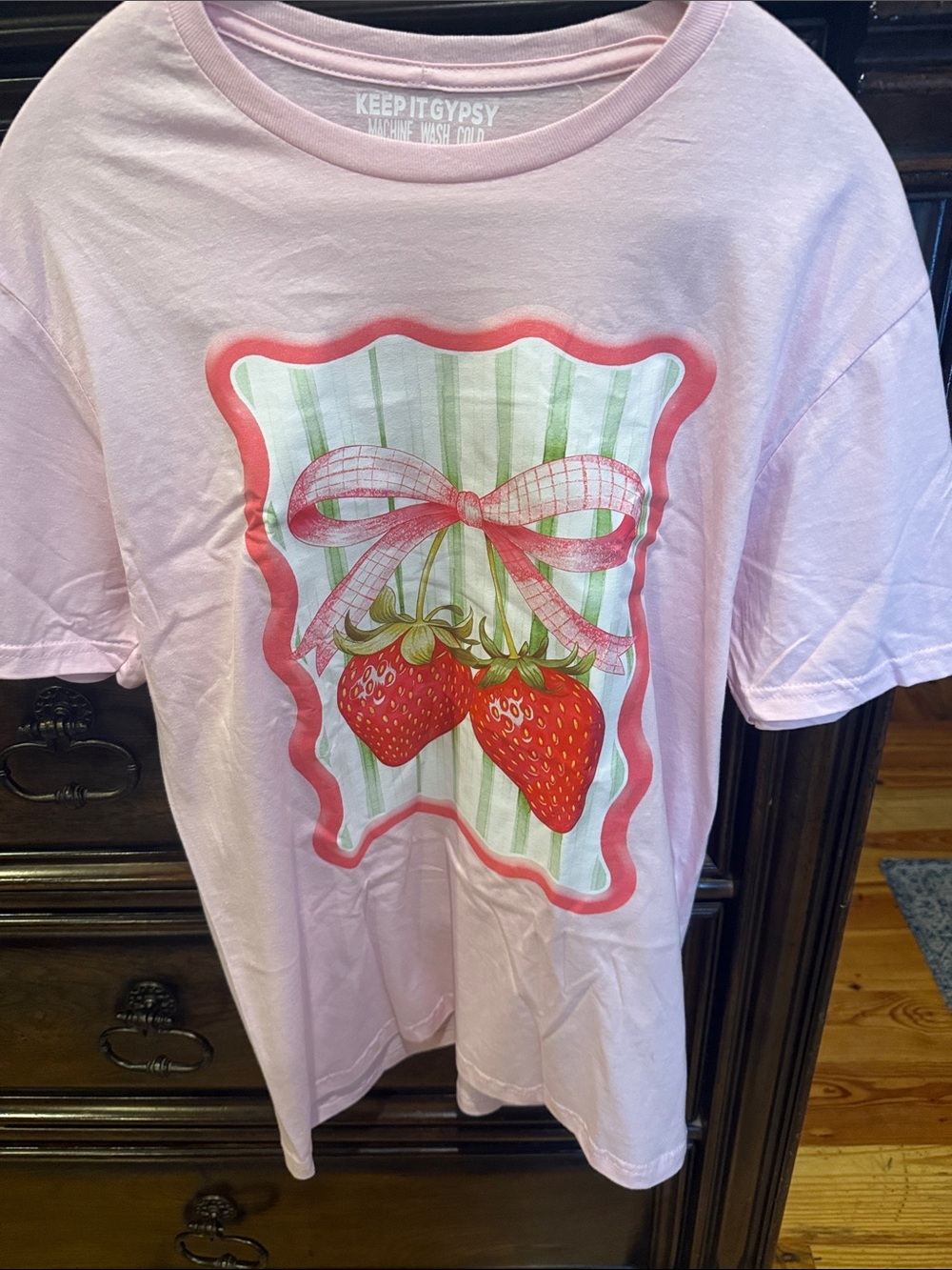 Women’s ' Pink Strawberry Graphic Tee